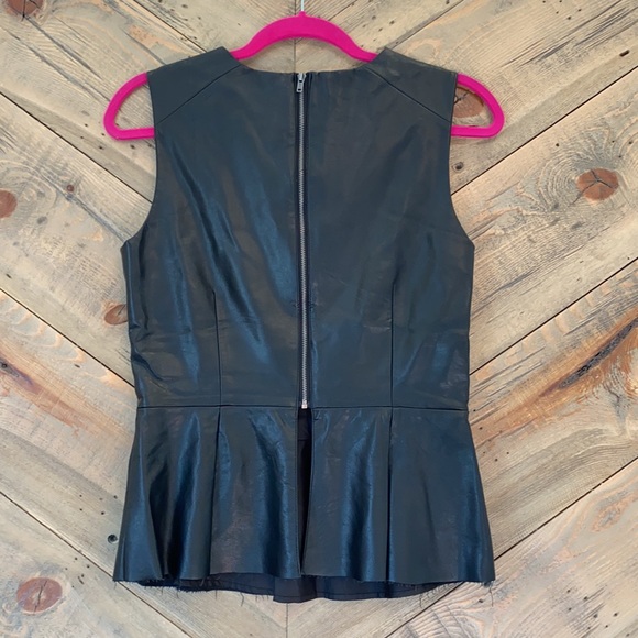 CÖ Vegan Leather Top size Small - Picture 6 of 11